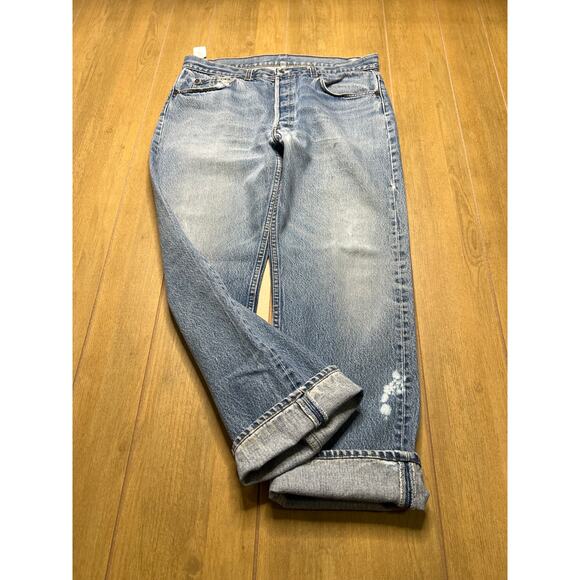 Vintage Levi’s 501 Jeans Made in USA Button Fly Faded Distressed Denim 33x26